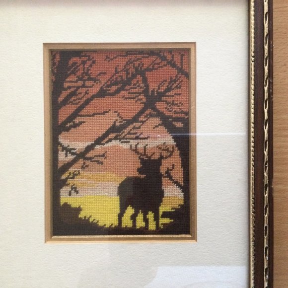 Professionally framed needlepoint petit point embroidery wall art deer s… - Picture 4 of 5